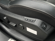 プジョー 3008 中古車