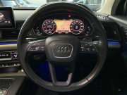 アウディ Q5 中古車