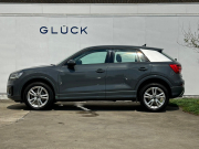 アウディ Q2 中古車