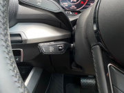 アウディ Q2 中古車