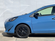 トヨタ アクア 中古車