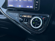 トヨタ アクア 中古車