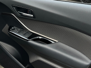 トヨタ C-HR 中古車