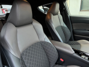 トヨタ C-HR 中古車