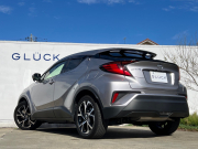 トヨタ C-HR 中古車