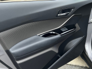 トヨタ C-HR 中古車