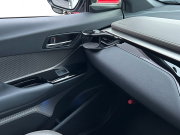 トヨタ C-HR 中古車