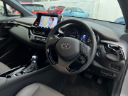 トヨタ C-HR 中古車