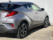 トヨタ C-HR 中古車