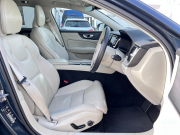ボルボ V60 中古車