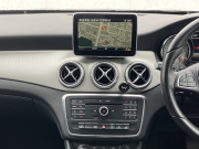 メルセデスベンツ GLA 中古車