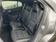 メルセデスベンツ GLA 中古車