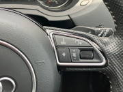 アウディ Q3 中古車