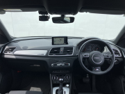 アウディ Q3 中古車