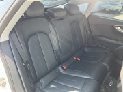 アウディ A7 中古車