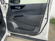 日産 エルグランド 中古車