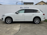 アウディ Q7 中古車