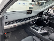 アウディ Q7 中古車