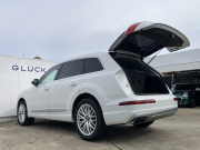 アウディ Q7 中古車
