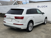 アウディ Q7 中古車