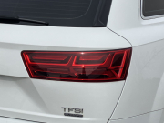 アウディ Q7 中古車