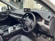 アウディ Q7 中古車