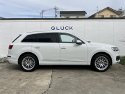 アウディ Q7 中古車