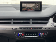 アウディ Q7 中古車