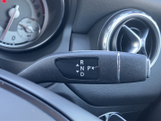 メルセデスベンツ GLA 中古車