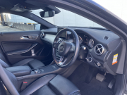 メルセデスベンツ GLA 中古車