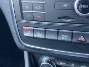 メルセデスベンツ GLA 中古車