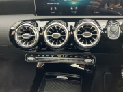 メルセデスベンツ CLAクラス 中古車