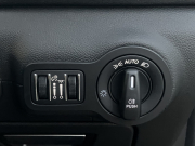 マセラティ ギブリ 中古車