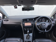 フォルクスワーゲン ゴルフヴァリアント 中古車