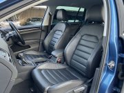 フォルクスワーゲン ゴルフヴァリアント 中古車