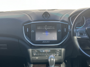 マセラティ ギブリ 中古車