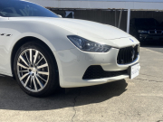 マセラティ ギブリ 中古車