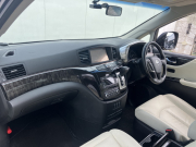 日産 エルグランド 中古車