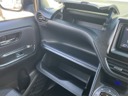 トヨタ ヴォクシー 中古車