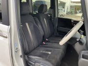 ホンダ N-BOX 中古車