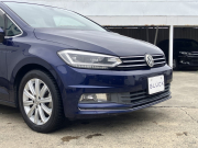 フォルクスワーゲン ゴルフトゥーラン 中古車