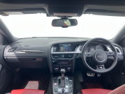 アウディ S4 中古車