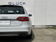 アウディ S4 中古車