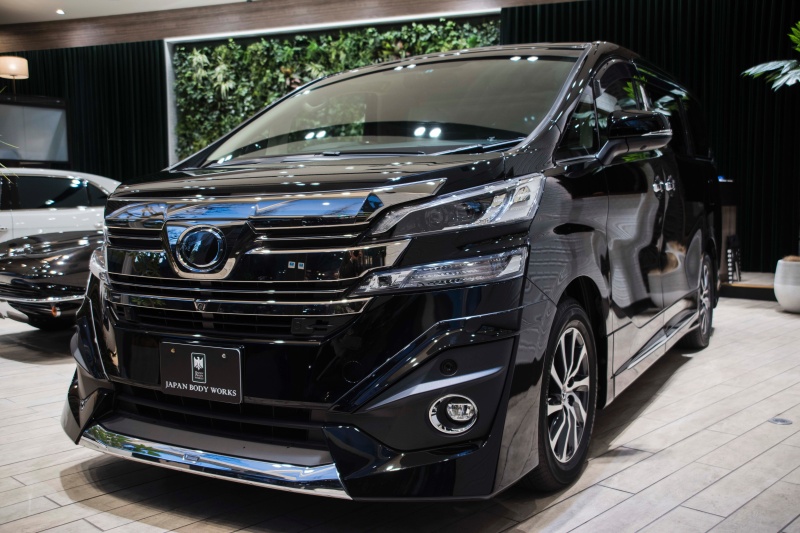 トヨタ ヴェルファイア ロイヤルラウンジ Produced By Jbw Japan Body Works ジャパン ボディ ワークス 中古車検索サイト バーチャルカーショップ