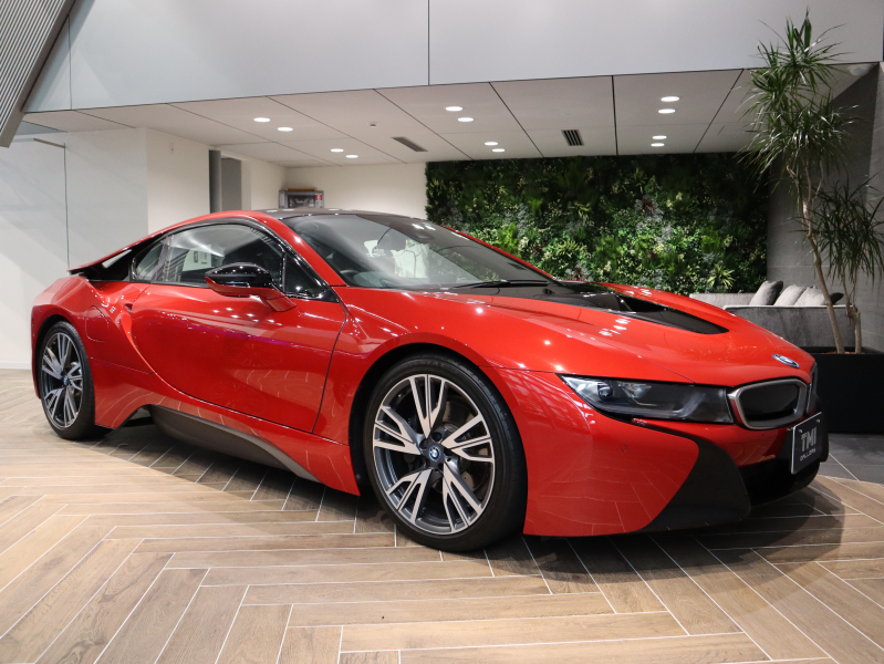 リングガール・リングボーイ BMW i8 Coupe リモコンカー 造花