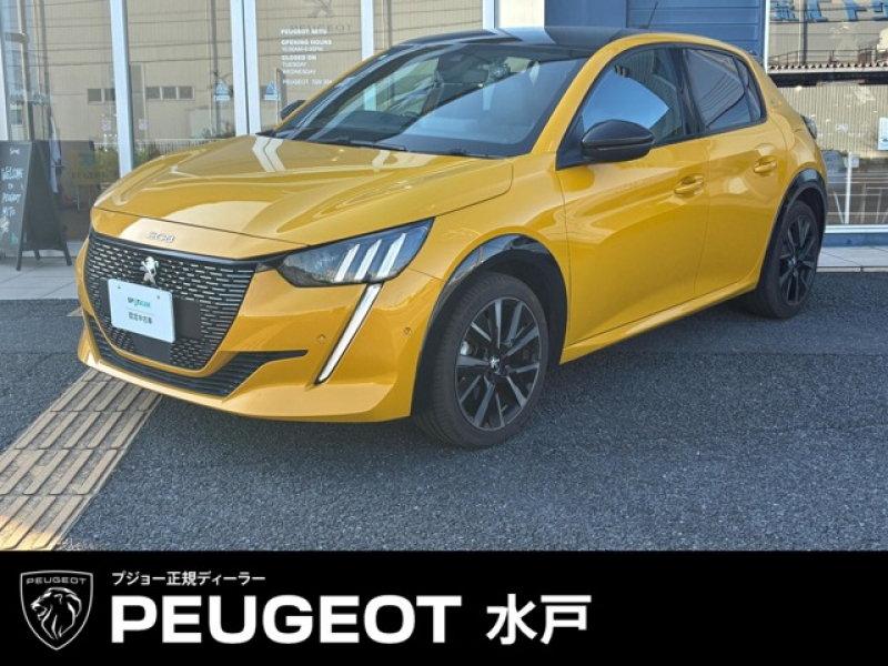 プジョー 208 5ドア GT  新車延長保証継承・純正ナビゲーション・ETC・ドライブレコーダー・付き