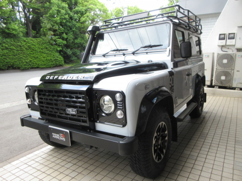 ランドローバー ディフェンダー 90SW 2.2Tdci アドベンチャーED 黒革 専用AW 4人乗り 特別限定車 世界限定600台 セレブレーションモデル Nox/Pm適合 3ナンバー ルーフラック＆リアラダー シュノーケル 専用アンダーガード アルカンターラ フルカーペット LEDヘッドライト LEDレンズkit 禁煙車 前法人オーナー 並行輸入車 右ハンドル 記録簿付
