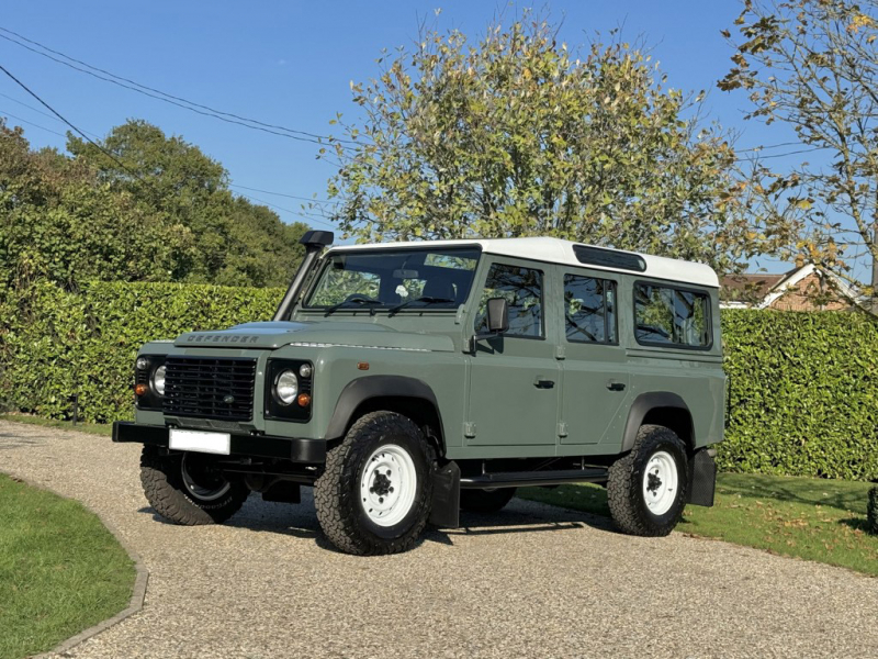 ディフェンダー