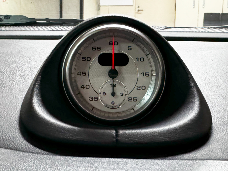 ポルシェ 911(Type997) カレラ4S　ティプトロニックS　D車　車検令和8年8月　Sクロノ　Sエグゾースト　オールレザーインテリア　カーボンパッケージ　禁煙車　室内保管の中古車