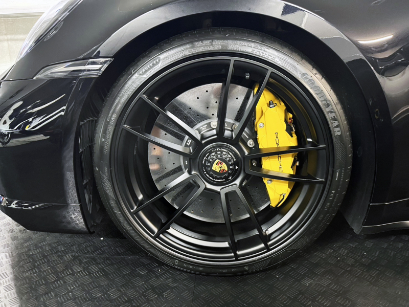 ポルシェ 911(Type992) ターボS　D車　2021年式　PASMスポーツシャーシ  Sエグゾースト　禁煙車　室内保管　ガラスコーティング施工済みの中古車